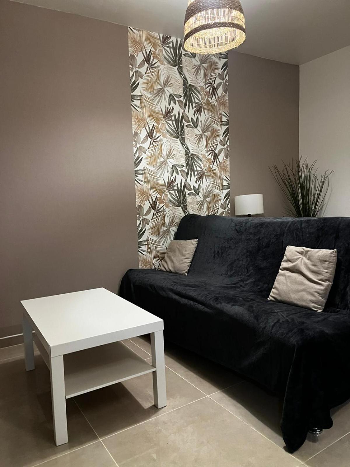 Appartement Des Carmes Нім Екстер'єр фото