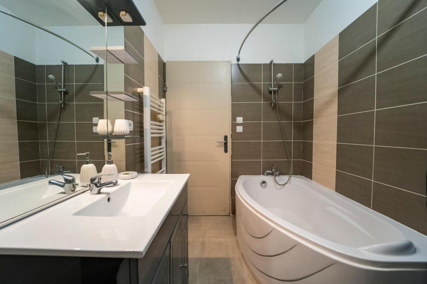 Appartement Des Carmes Нім Екстер'єр фото